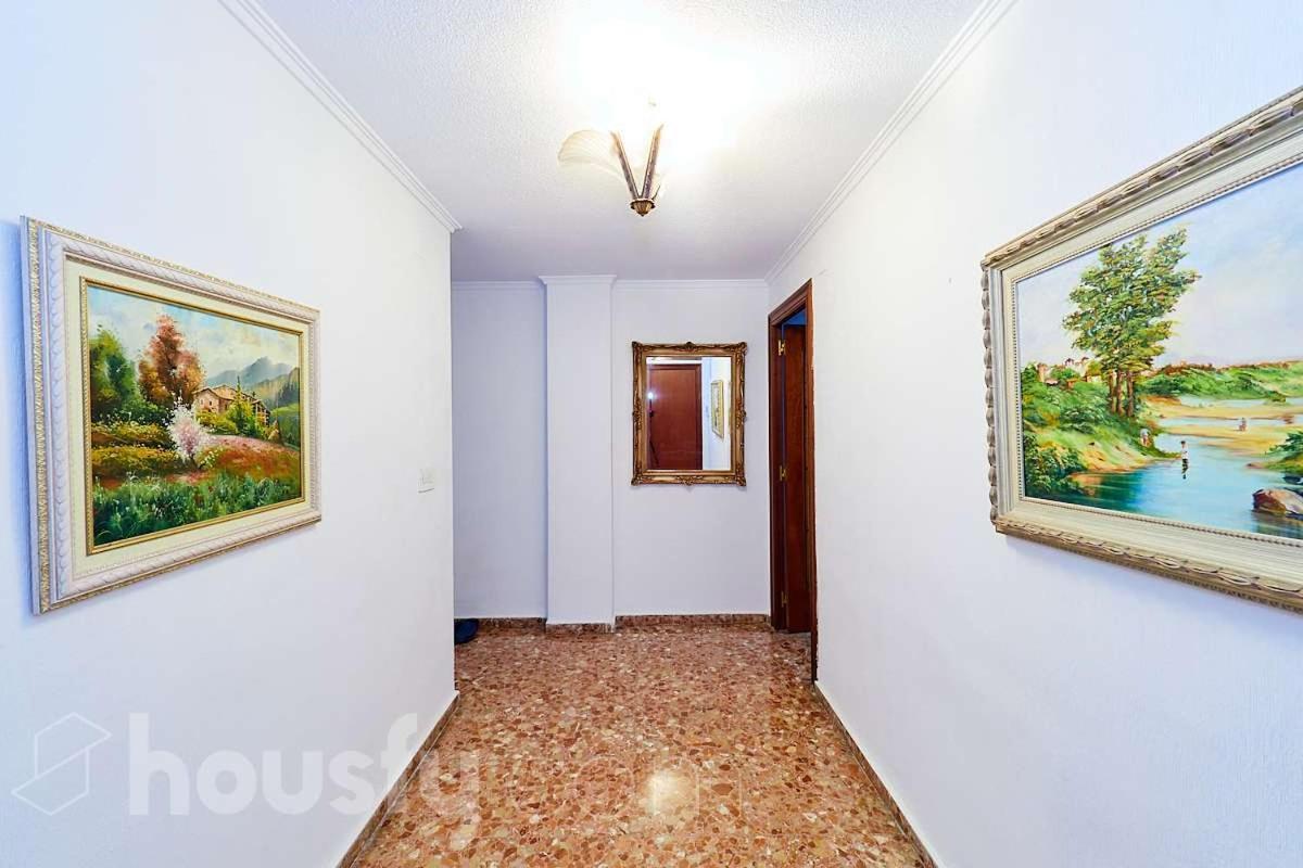 Classic Bedroom In The Center Of Alicante Exterior foto